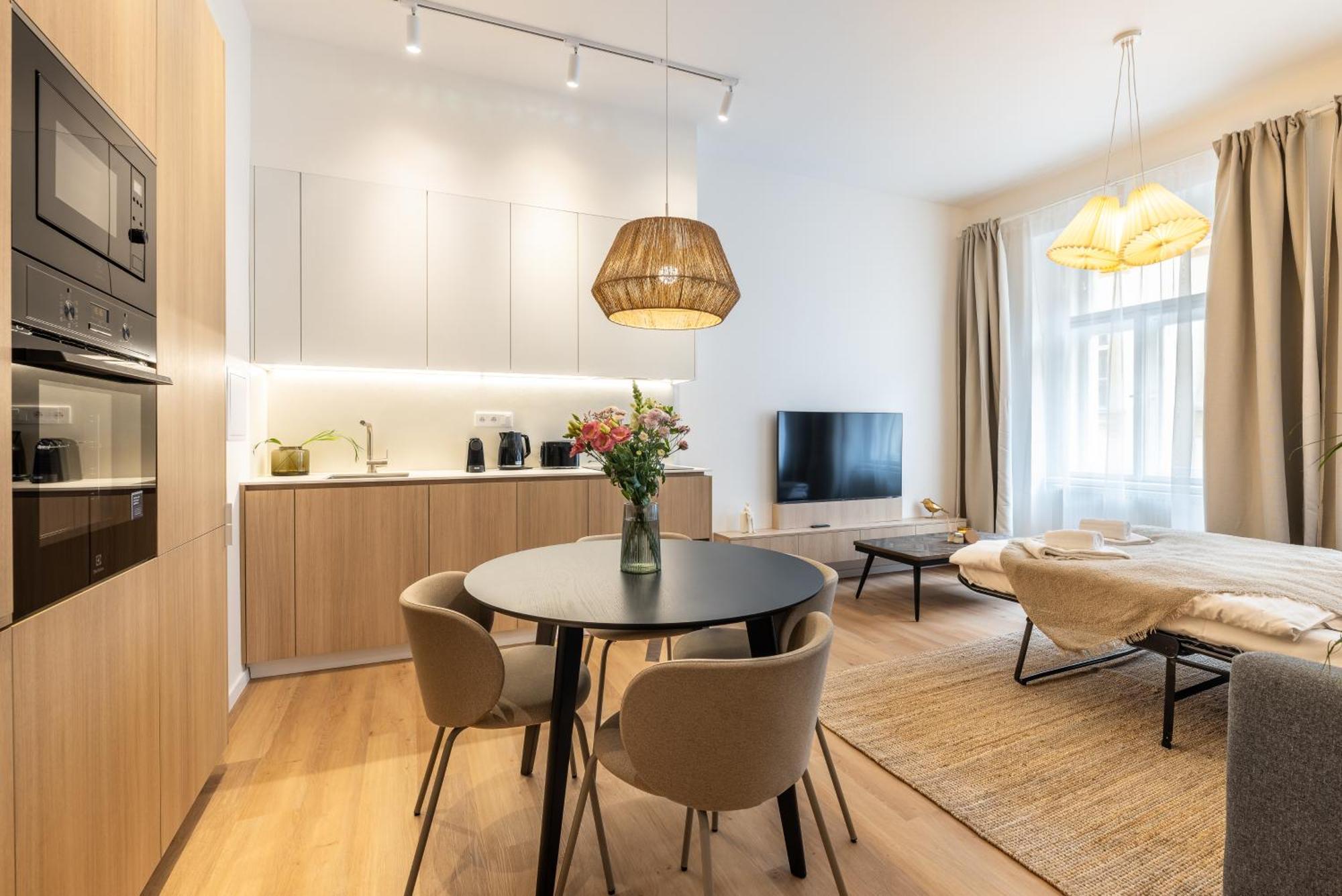 Boho Renovated Close To National Theather Praha